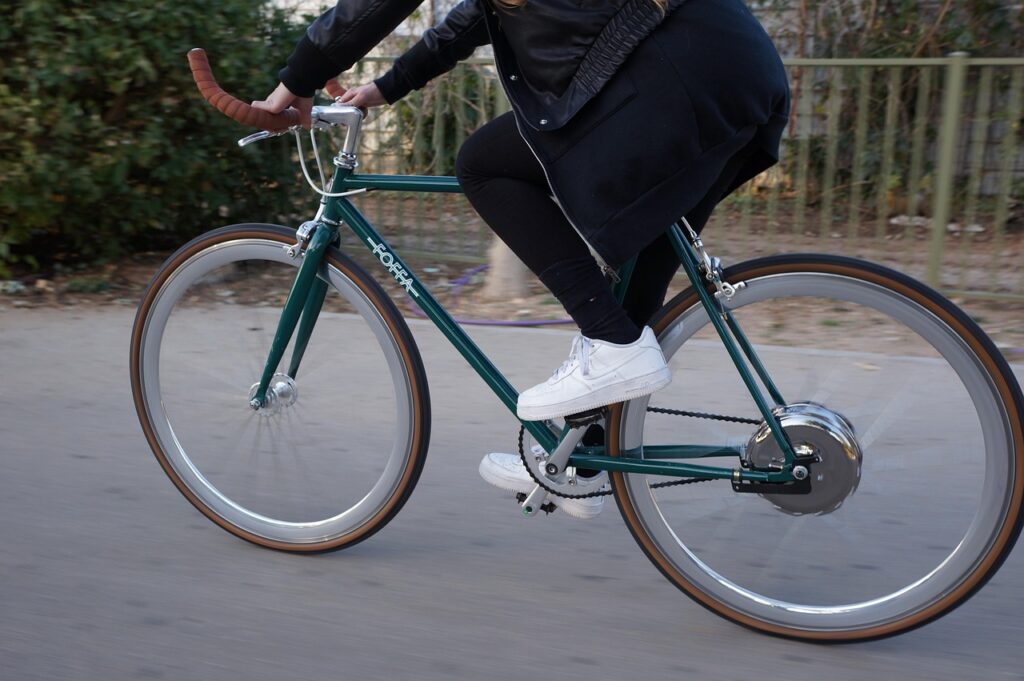 single speed, ebike, bicycle, ectlv, sport, electric bike, ebike, ebike, ebike, ebike, ebike, electric bike, electric bike